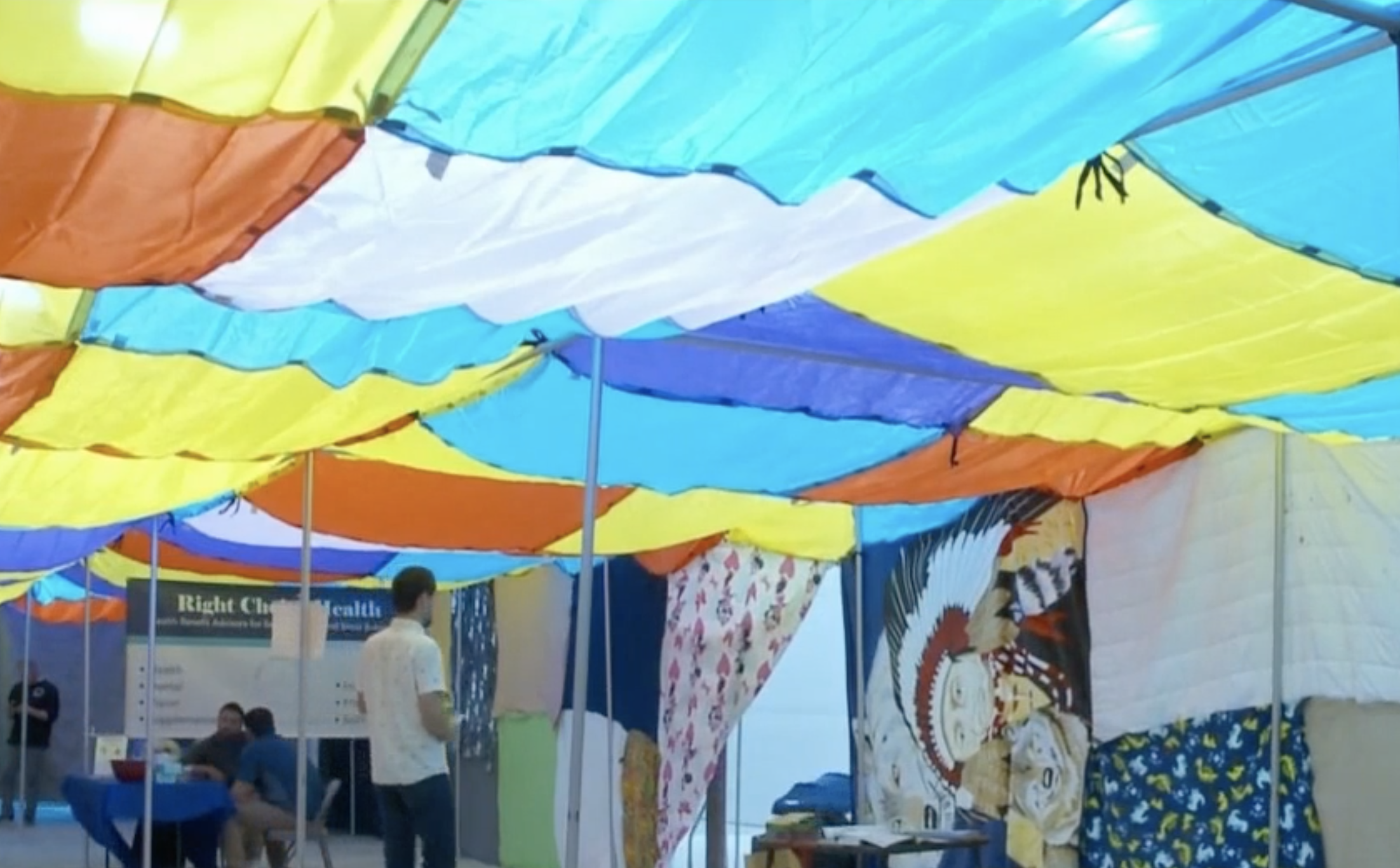 Utah community comes together to build the world's largest blanket fort - Vimarsana News